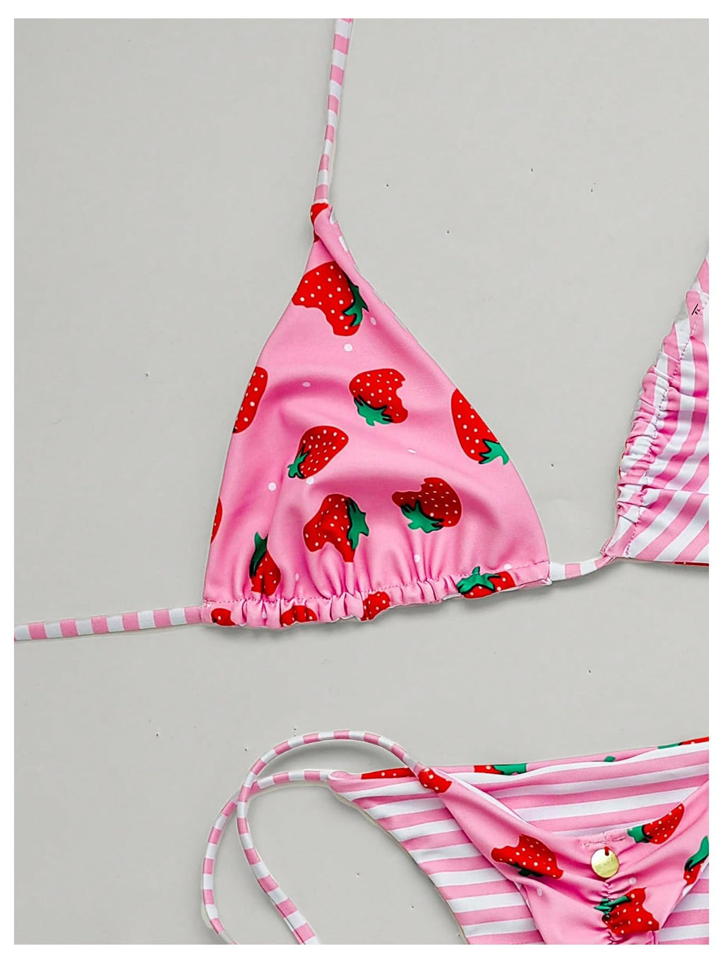 WDIRARA Women's Strawberry Print Striped 2 Piece Swimsuit Triangle String Thong Bikini Set